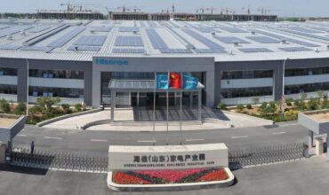 FÁBRICA DA HISENSE HVAC QINGDAO TORNA-SE NA PRIMEIRA ‘DUAL-LIGHTHOUSE FACTORY’ DE SUSTENTABILIDADE DA INDÚSTRIA GLOBAL DE AR CONDICIONADO