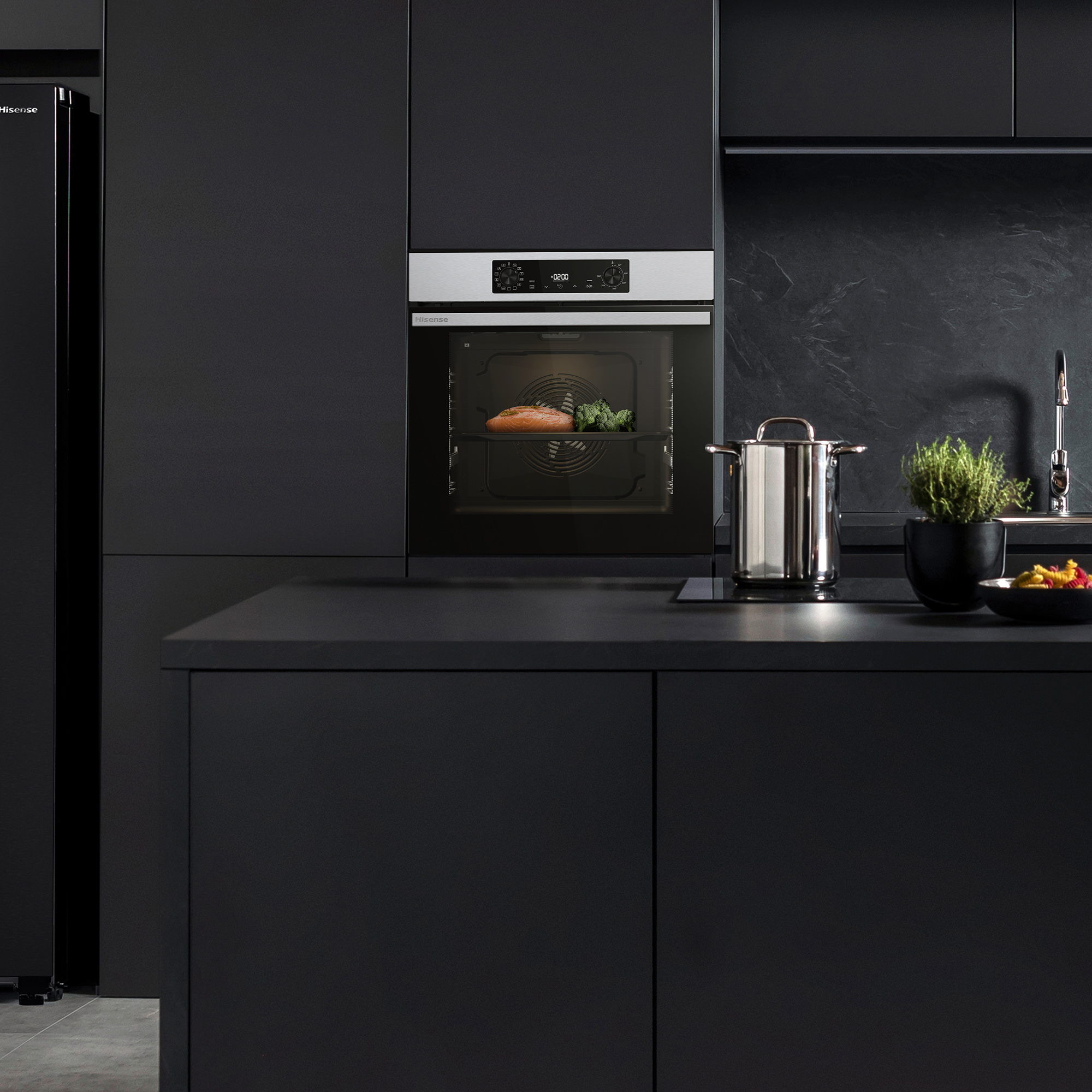 Hisense - BI64223EPX – Forno Pirolítico 78L Serie Hi4, Classe A++